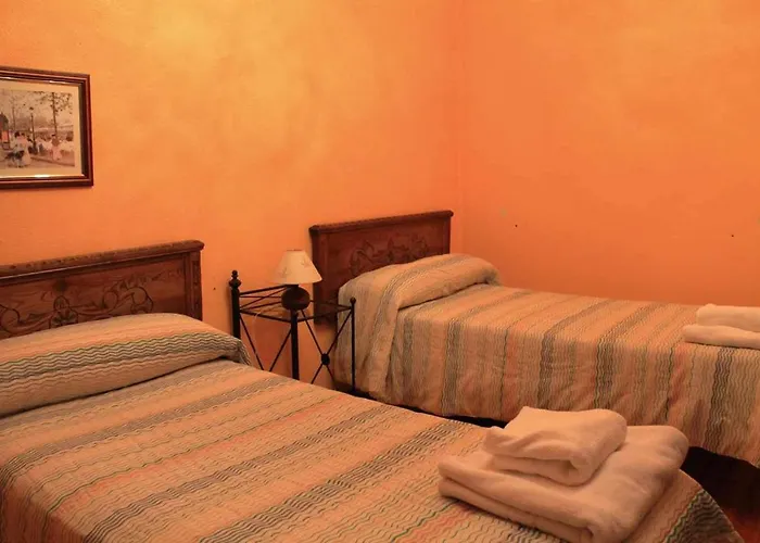 La Fabrica De Casa Aislada Con Jardin *